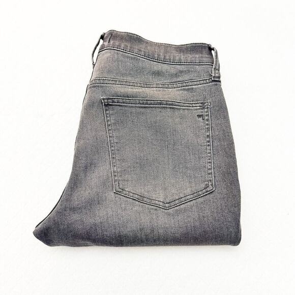 Madewell Mid-Rise Kick Out Jeans Charcoal Black Denim Jeans Size 31 - Picture 1 of 8